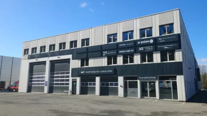 Alnabru - Høytlager med rampe til leie.