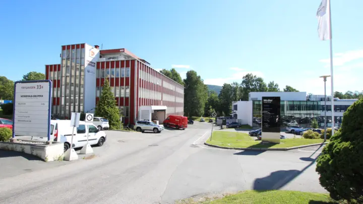 Frysja - Kontorlokaler med tilgang til rampe og vareheis. Gode parkeringsmuligheter.