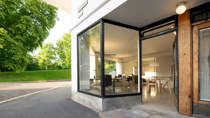 KAMPEN | Super-stilig arkitekttegnet kontor/butikklokale med flott belig. – Modernisert og rehabilitert - Ikke dok.avg.
