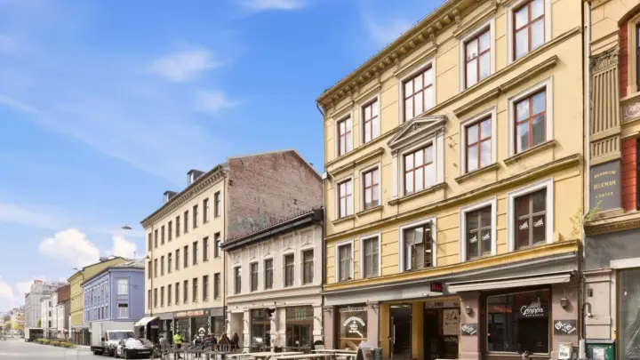TORGGATA 34 | BTA ca. 100 kvm i 3 etg. | Showroom/kontor | Rimelige betingelser | Klassisk bygård | Super sentralt